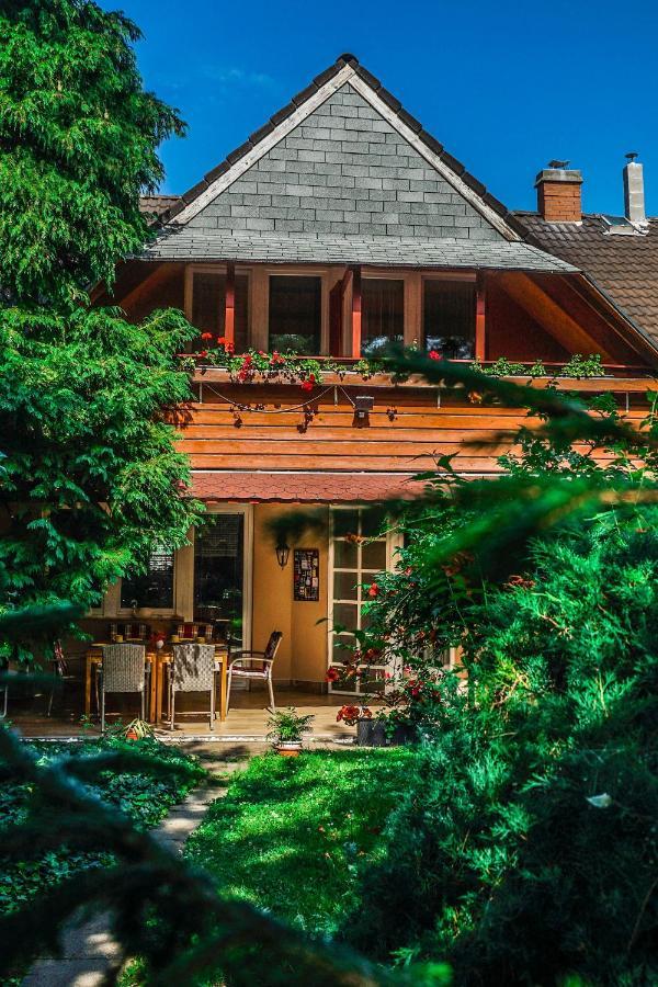 Anna Vendeghaz Eger Apartment Exterior photo